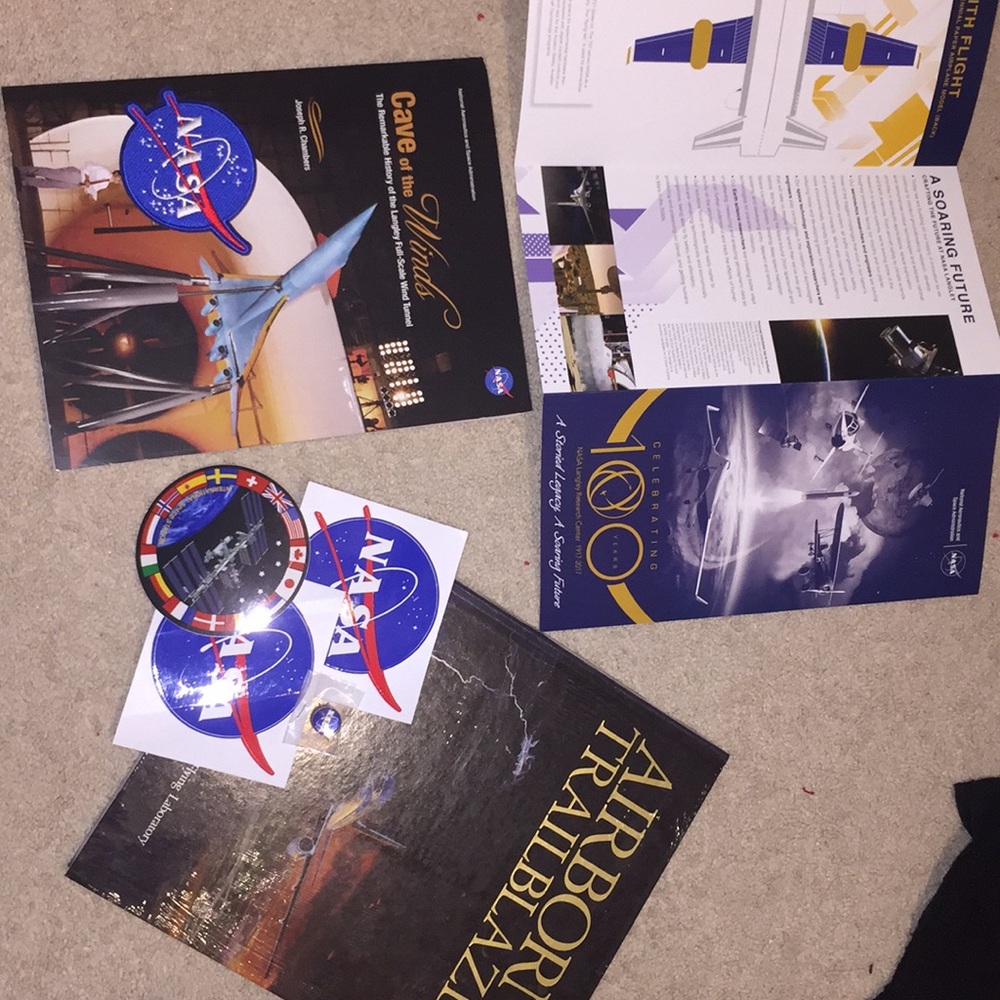 NASA book/brochure/patch/pin & sticker collection
